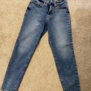 Old Navy Women's Skinny Jeans in Denim Blue
